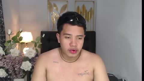 Luciferhotcum online show from February 12, 2025, 3:27 pm