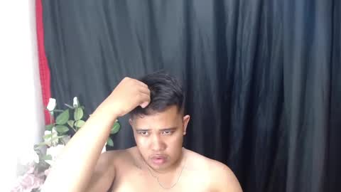 Luciferhotcum online show from March 5, 2025, 12:44 pm