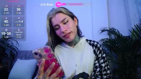 Snapshot of luciiana_lol chatting on September 29, 2025, 9:03 am luciiana online show from September 29, 2025, 9:03 am