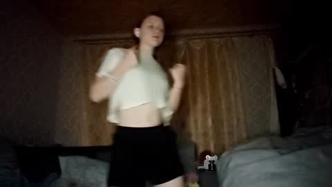 Monika online show from October 30, 2025, 8:42 pm