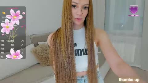 lucky__lady_ online show from June 4, 2026, 8:59 pm