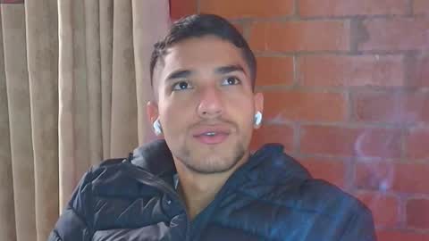 Snapshot of lucky_blessed chatting on February 5, 2025, 12:27 pm lucky_blessed online show from February 5, 2025, 12:27 pm