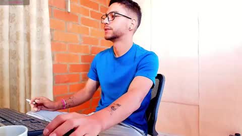 Snapshot of lucky_blessed chatting on March 12, 2025, 3:18 pm lucky_blessed online show from March 12, 2025, 3:18 pm