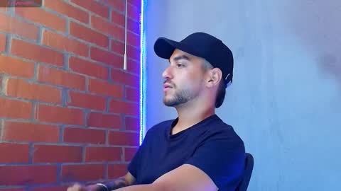 Snapshot of lucky_blessed chatting on November 12, 2025, 6:52 pm lucky_blessed online show from November 12, 2025, 6:52 pm