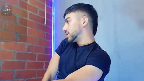 Snapshot of lucky_blessed chatting on November 20, 2025, 4:40 pm lucky_blessed online show from November 20, 2025, 4:40 pm