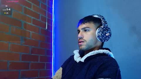 Snapshot of lucky_blessed chatting on November 29, 2025, 10:40 am lucky_blessed online show from November 29, 2025, 10:40 am