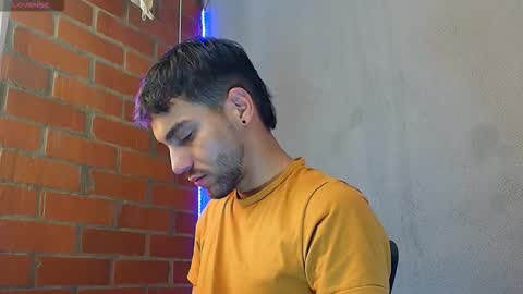 Snapshot of lucky_blessed chatting on December 18, 2025, 3:51 pm lucky_blessed online show from December 18, 2025, 3:51 pm