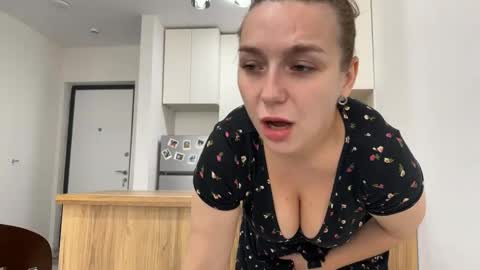 Snapshot of lucky_foryou_baby chatting on November 5, 2025, 6:46 am lucky_foryou_baby online show from November 5, 2025, 6:46 am