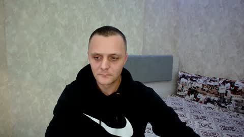 Snapshot of lucky_guy99 chatting on December 3, 2024, 1:30 am Ethan online show from December 3, 2024, 1:30 am