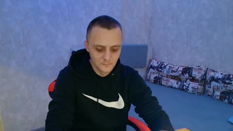 Snapshot of lucky_guy99 chatting on January 6, 2025, 9:11 pm Ethan online show from January 6, 2025, 9:11 pm