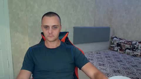 Snapshot of lucky_guy99 chatting on September 9, 2025, 6:51 pm Ethan online show from September 9, 2025, 6:51 pm