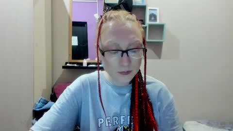 lucky_licky20 online show from March 9, 2025, 7:59 pm
