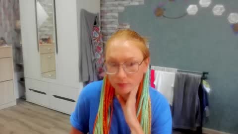 lucky_licky20 online show from October 19, 2025, 2:34 am