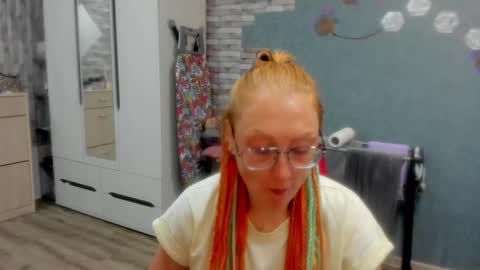 lucky_licky20 online show from October 23, 2025, 1:27 am