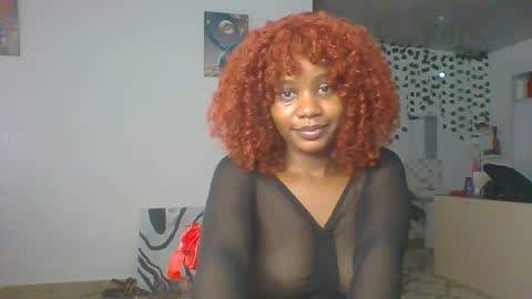 lucky_n_shyshy online show from December 1, 2025, 12:26 am