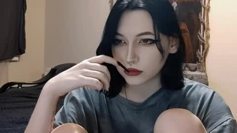 luckybastrad0677 online show from June 2, 2026, 11:18 pm