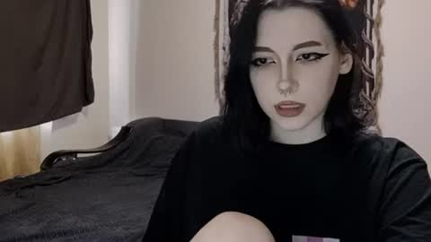 Snapshot of luckybastrad0677 chatting on July 19, 2026, 1:42 am luckybastrad0677 online show from July 19, 2026, 1:42 am