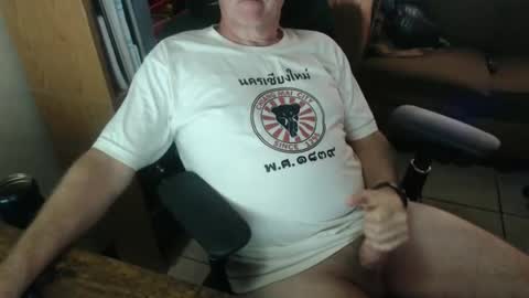 luckycharms9595 online show from May 31, 2026, 6:53 pm
