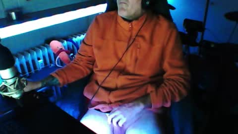        call me  Stefan online show from February 7, 2026, 6:06 am