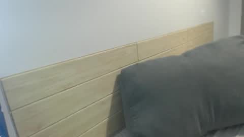 angelisa online show from November 3, 2025, 5:25 pm