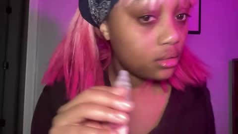 luckylaci777 online show from November 7, 2025, 4:12 am