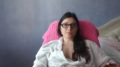 Snapshot of luckylinda23 chatting on May 3, 2026, 9:26 am luckylinda23 online show from May 3, 2026, 9:26 am