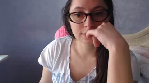 Snapshot of luckylinda23 chatting on May 4, 2026, 1:18 pm luckylinda23 online show from May 4, 2026, 1:18 pm