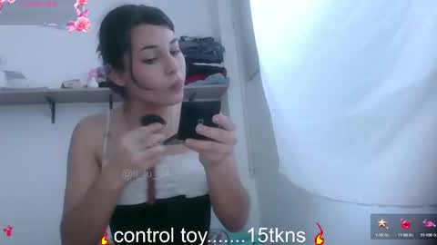 Snapshot of lucrecia21_ chatting on December 11, 2024, 12:34 pm Lucrecia... new accout...OFS LU 21 online show from December 11, 2024, 12:34 pm