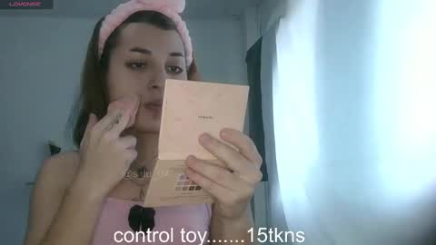 Snapshot of lucrecia21_ chatting on February 10, 2025, 3:53 pm Lucrecia... new accout...OFS LU 21 online show from February 10, 2025, 3:53 pm