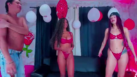 luna alice francisco mike online show from February 18, 2026, 3:57 am