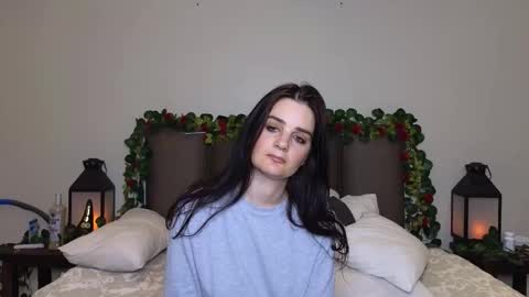 Lucy online show from December 1, 2025, 9:42 pm