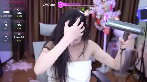 Lucy online show from March 8, 2025, 12:41 pm