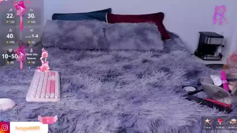 Snapshot of lucy_blush99 chatting on June 1, 2026, 2:08 pm lucy blush99 online show from June 1, 2026, 2:08 pm
