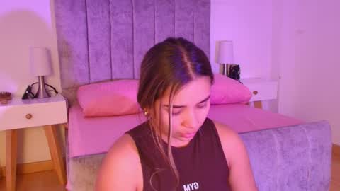 lucy online show from April 6, 2026, 3:15 am