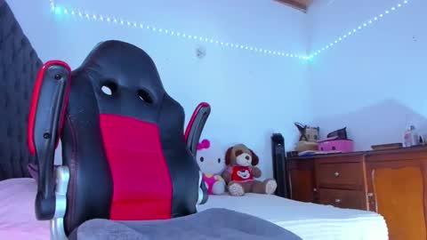 Snapshot of lucy_chanel chatting on November 23, 2025, 9:14 pm lucy online show from November 23, 2025, 9:14 pm