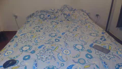 Lucia online show from October 4, 2025, 12:19 am