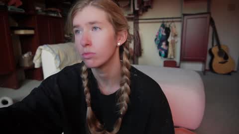 Lucy. online show from December 23, 2024, 4:39 pm