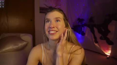 Lucy. online show from February 26, 2025, 3:42 am