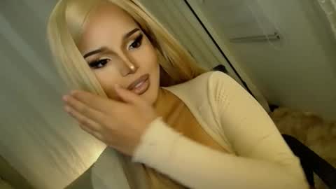    MONA    online show from October 13, 2025, 8:14 am