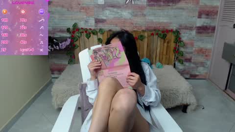Snapshot of lucy_joi chatting on January 5, 2025, 6:02 am Luciana online show from January 5, 2025, 6:02 am