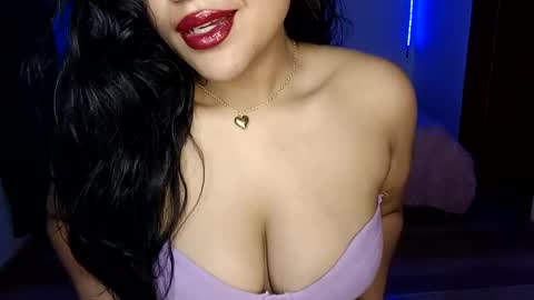 Snapshot of lucy_kanne chatting on January 12, 2025, 8:46 am Lucy online show from January 12, 2025, 8:46 am