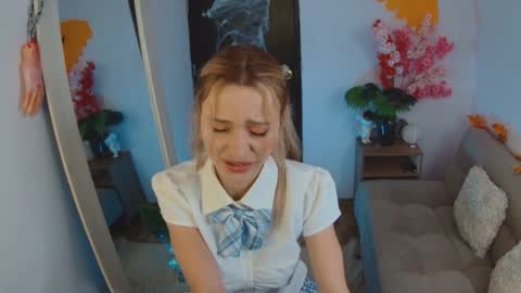 lucy online show from October 27, 2025, 5:22 am