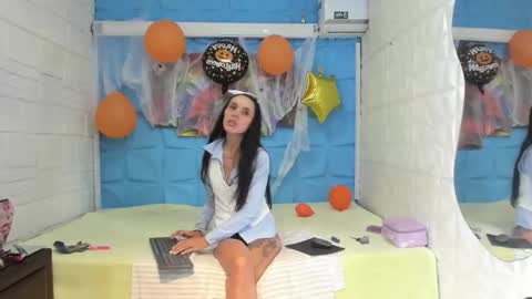 Lucy unlimit come back here  online show from October 31, 2025, 2:40 pm