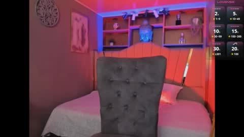 Snapshot of lucy_williiams chatting on October 20, 2025, 11:10 am Lucy online show from October 20, 2025, 11:10 am