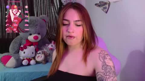 LUCIA  online show from November 21, 2025, 12:37 pm