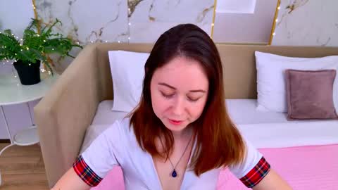 Lucy  online show from February 5, 2026, 4:55 pm