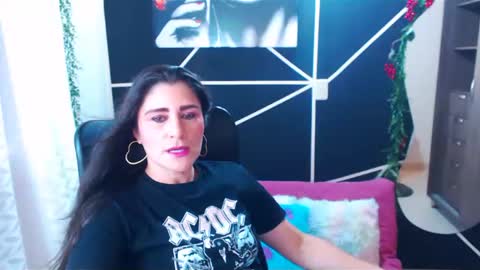 LUCY online show from March 1, 2025, 6:43 pm