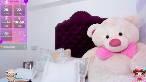 Instagramlucyluy10 online show from December 12, 2024, 8:03 am