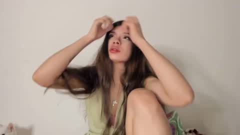 lucyportman online show from June 28, 2026, 6:19 am