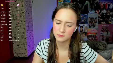 Lucy Rose online show from October 2, 2025, 4:41 am